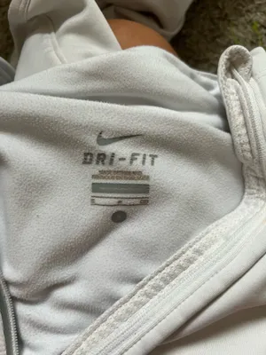 Nike Zip-Up Jacket thumbnail 3