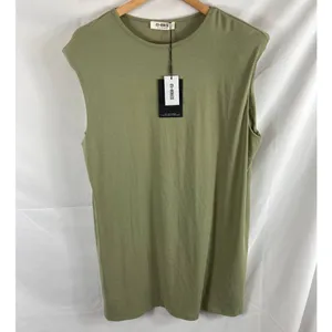 NWT 4TH & RECKLESS Gabriella Shoulder Pad Sleeveless T-shirt Dress In Sage Small thumbnail 2