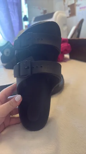Shade and shore sandals  thumbnail 2