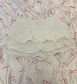 Versona White skirt with built-in shorts thumbnail 1