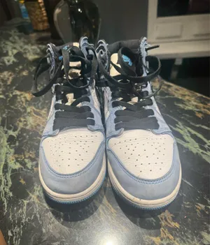 Jordan 1 Mid University Blue Nike thumbnail 2