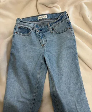 Abercrombie Jeans thumbnail 1