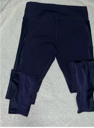 Alo Yoga Leggings thumbnail 6
