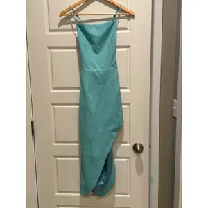 Bardot Anya Aqua Blue Midi‎ Dress Asymmetrical Open Back Slit Size 4 Cocktail thumbnail 3