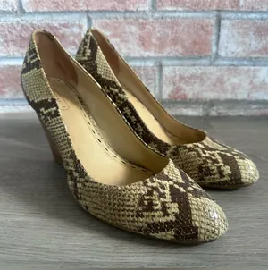 Coach Snakeskin Wedges Heels Loise Women’s 8.5 Tan Y2K Bratz 8 1/2 Animal Print thumbnail 1