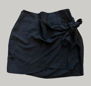 Black Wrap Tie Skirt Size M thumbnail 1