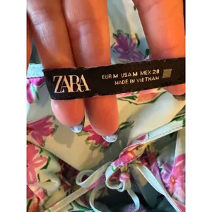 Zara Dress Women Medium Blue Pink Floral Satin Ruffle Trim Midi Slip‎ Dress Boho thumbnail 10