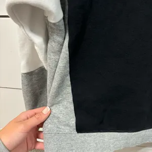 Nike Colorblock Crewneck Sweatshirt thumbnail 5