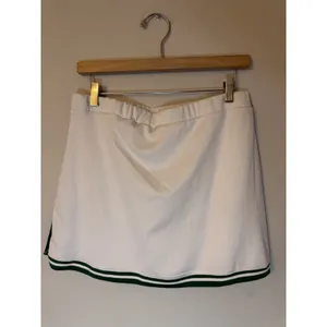 nanette lepore play white Athletic skort green trim Tennis Skort Sz M NWT thumbnail 2