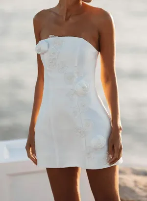 Elliatt Elegant White Strapless Dress thumbnail 3
