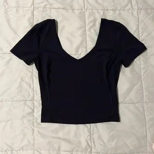 Lululemon brand new align top thumbnail 1