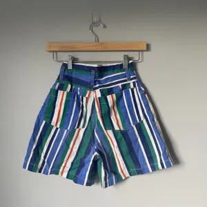 Extra Blues Vtg. 1990's High Rise Shorts Blue Green Stripes 100% Cotton Size 5 thumbnail 2