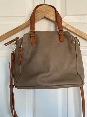 Sasha + Sofi crossbody bag Tan thumbnail 1