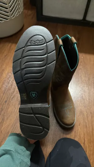Women’s Ariat Boots thumbnail 3