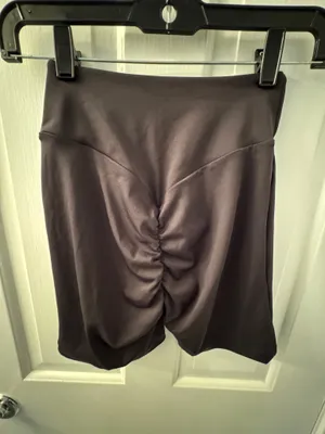 Gymshark Soft Sculpting shorts thumbnail 4