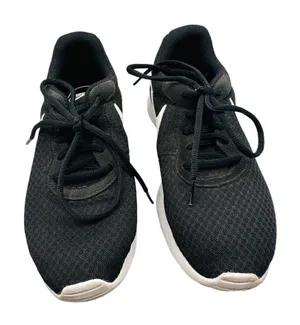 Nike Womens Tanjun Black Running Shoes Sneakers Size 8 thumbnail 1
