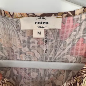 Entro Floral Smocked Mini Dress Long Sleeve Boho Tan Red Brown D21560 Womens M‎ thumbnail 4