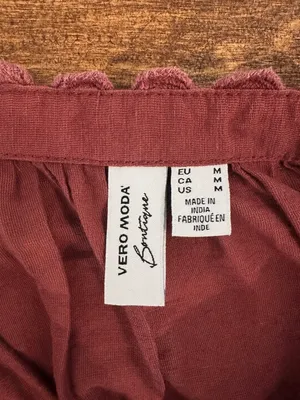     Vero Moda Boutique Burgundy Ruffle Button Blouse Boho M thumbnail 3
