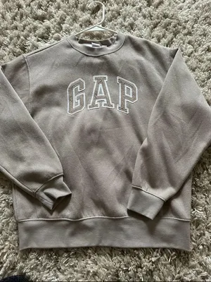 Gap sweatshirt  thumbnail 1
