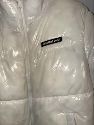Size XL Women’s MEMBERS ONLY Looney Tunes Puffer Jacket Shiny Beige. thumbnail 2