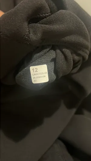 Lululemon Black Align Leggings 28” thumbnail 4
