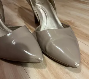 Bandolino Nude Patent Leather Heels thumbnail 4