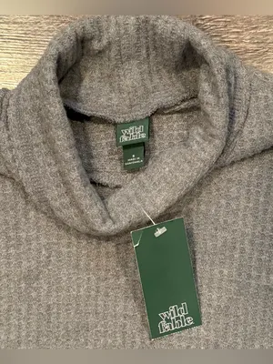 NWT Wild Fable Soft Gray Cropped Long Sleeve Turtleneck Small Waffle Knit thumbnail 2