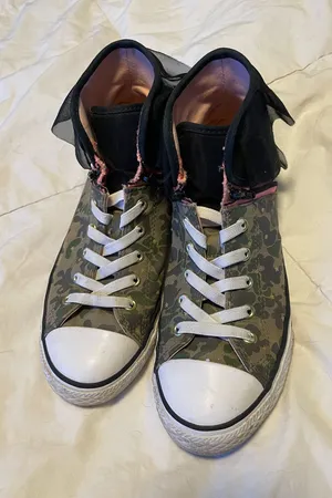 Converse Women's Camo High-Top Sneakers with Pink Lining thumbnail 1