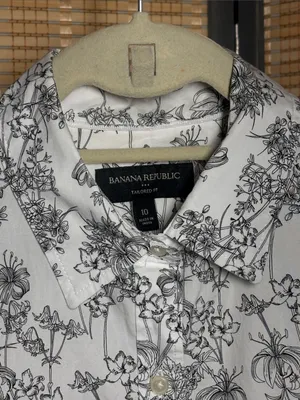 Banana Republic White Sleeveless Button-Down Shirt with Black Floral Print thumbnail 2