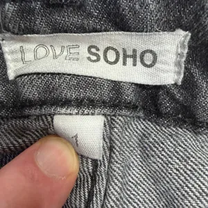 Love Soho Women 4 Gray Acid Wash Y2K Grunge Wide Leg Low Rise Skater Girl Jeans thumbnail 3