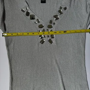 August Silk Metallic Gray Knit Top Women’s‎ Sz Large Beaded V Neck 3/4 Sleeve thumbnail 6