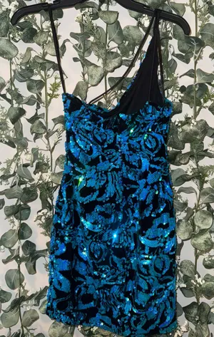 Homecoming Dress Dillard's thumbnail 1