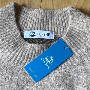 Cupshe Crewneck Sweater in  Leaf Pattern thumbnail 2