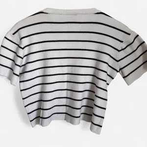 VICI Stripe Knit Sweater Short Cut Waist Length Top thumbnail 2