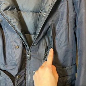 The North Face Women’s Navy Blue‎ Parka Coat Medium Puffer thumbnail 6