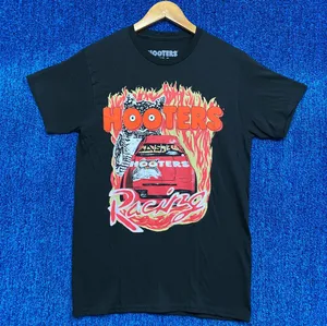 Hooters racing t-shirt size small thumbnail 1