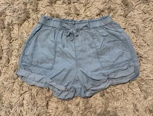Aerie shorts thumbnail 1