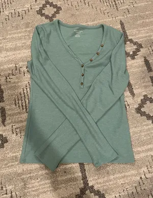 American Eagle Long Sleeve thumbnail 1