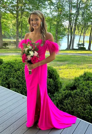 Dress thumbnail 1