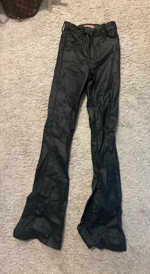 Edikted Pants Leather Flare thumbnail 1