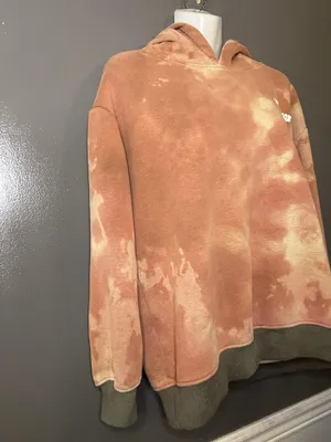 White Fox Hoodie Womens Medium Pink Tie Dye Fleece Pullover Graphic Sweatshirt thumbnail 4
