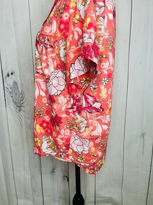 Victorias Secret Womens Sz M Pajama Set Short-Sleeve Shirt Shorts Coral Floral thumbnail 9