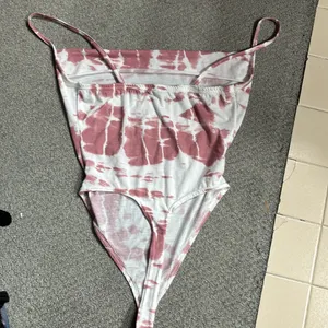 Boohoo tie dye bodysuit
#7 thumbnail 5