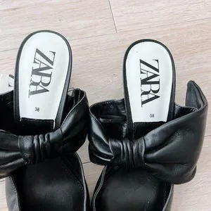 Zara Leather Bow Heels thumbnail 3