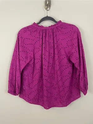 Evereve Magenta Eyelet Button-Front Blouse Size Medium thumbnail 5