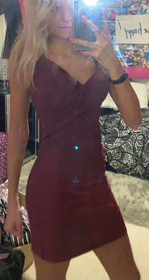 Macy's Burgundy Homecoming Dress thumbnail 3