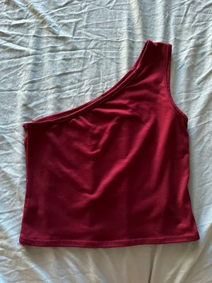 One Shoulder Top Red thumbnail 1