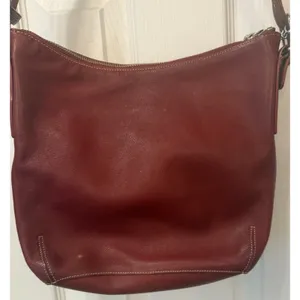 VTG Coach Slim Legacy‎ Shoulder Bag Purse Red Leather 9326 Pristine Inside EUC thumbnail 4