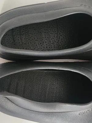 Crocs On The Clock Black Work Clogs Size Womens 7 Mens 5 Flaw thumbnail 8