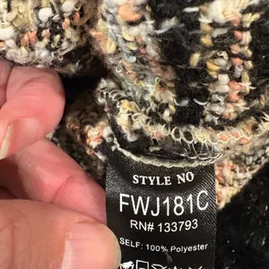 POL raw edge tweed cropped jacket sz M button down black beige thumbnail 5